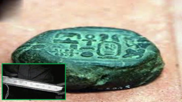 Canadian Meteorite Encrusted in Hieroglyphs