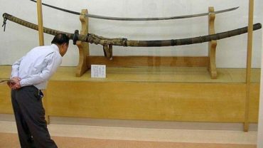 Norimitsu Odachi: This Giant 15th Century Japanese Sword Remains An Enigma!