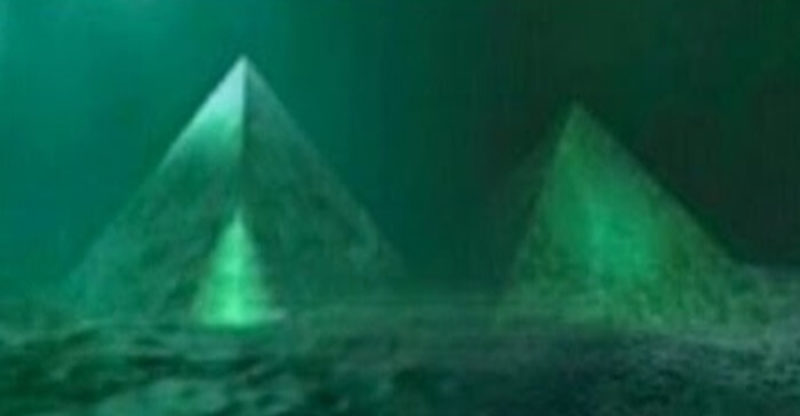 Two Giant Underwater Crystal Pyramids Discovered In The Centre of The Bermuda Triangle (Video)